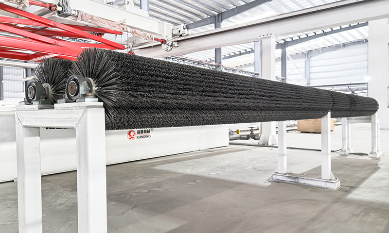 Appareil propre à canne de forage en acier